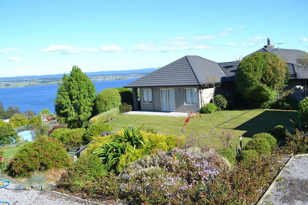 Tauhara Sunrise Lodge Tauposee Exterior foto